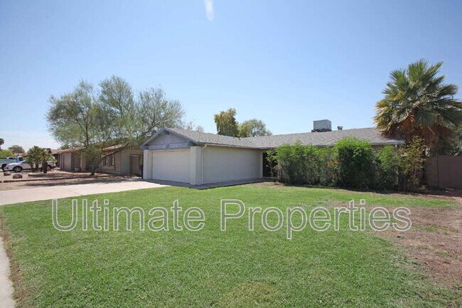 Primary Photo - 5339 W Sunnyside Dr