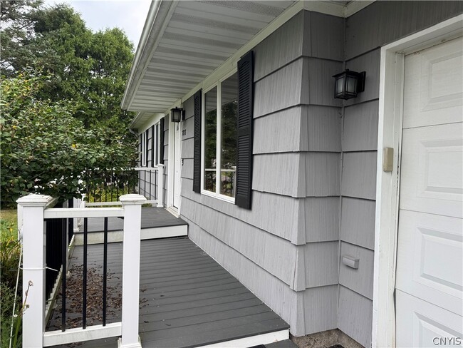 Building Photo - 7878 Sagamore Dr N