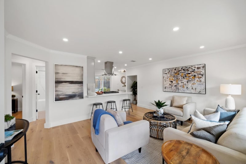 Building Photo - 242 Thurston St