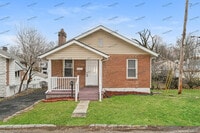 Building Photo - 2528 Leslie Ave