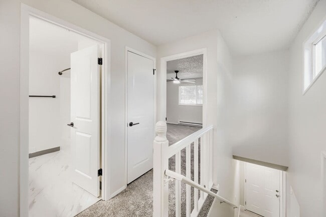 Building Photo - 14115 Admiralty Way