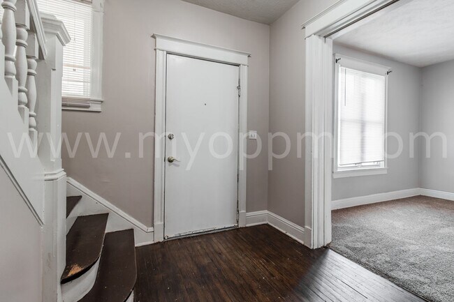 Building Photo - 120 N 40th St