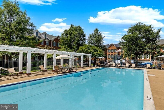 Building Photo - 1607 Potomac Greens Dr