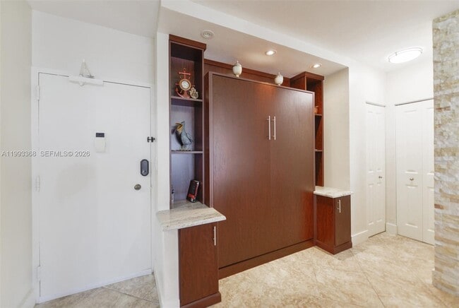 Building Photo - 1980 S Ocean Dr