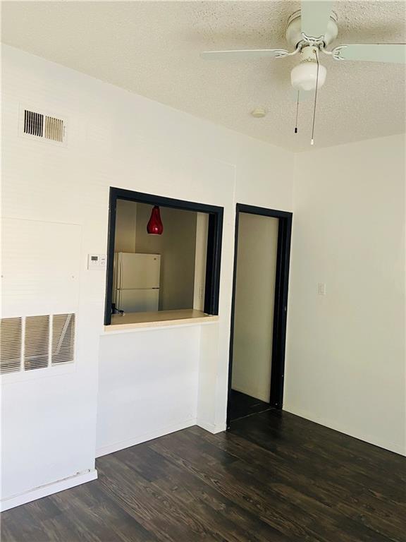 Building Photo - 3000 Guadalupe St