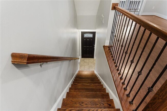 Building Photo - 221 Semel Cir NW