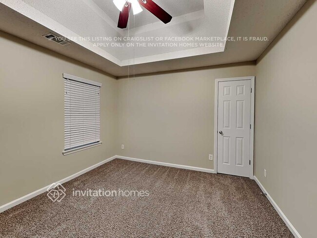 Building Photo - 372 Othello Dr