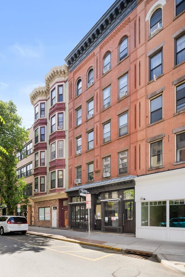 Building Photo - 263 1st St