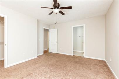 Building Photo - 300 Elkchester Cir