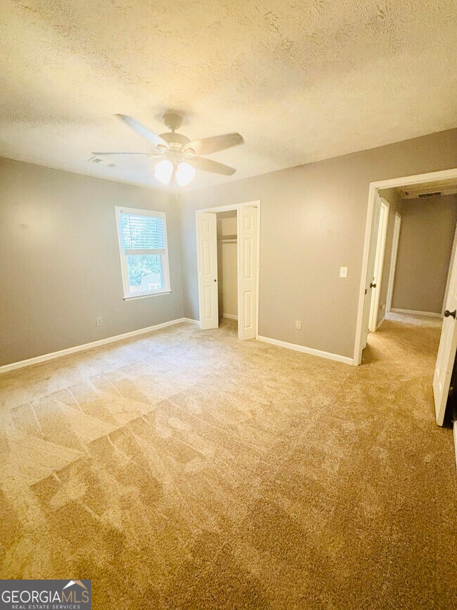 Building Photo - 185 Franklin Farms Cir