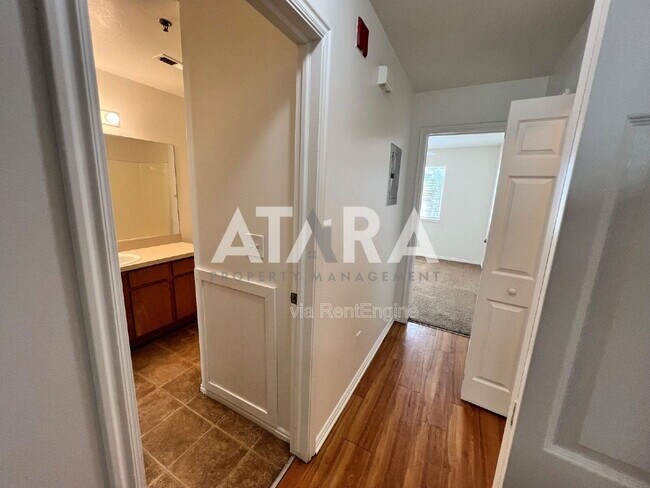 Building Photo - 4984 W 4850 S