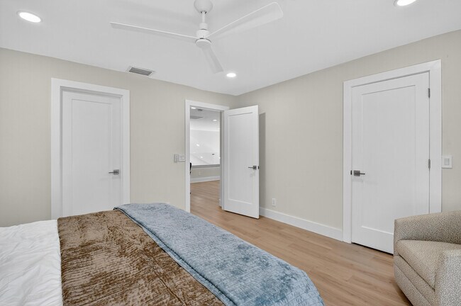 Building Photo - 2237 NW 53rd St