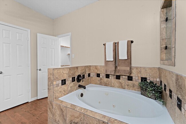Building Photo - 19918 Cypresswood Lake Dr