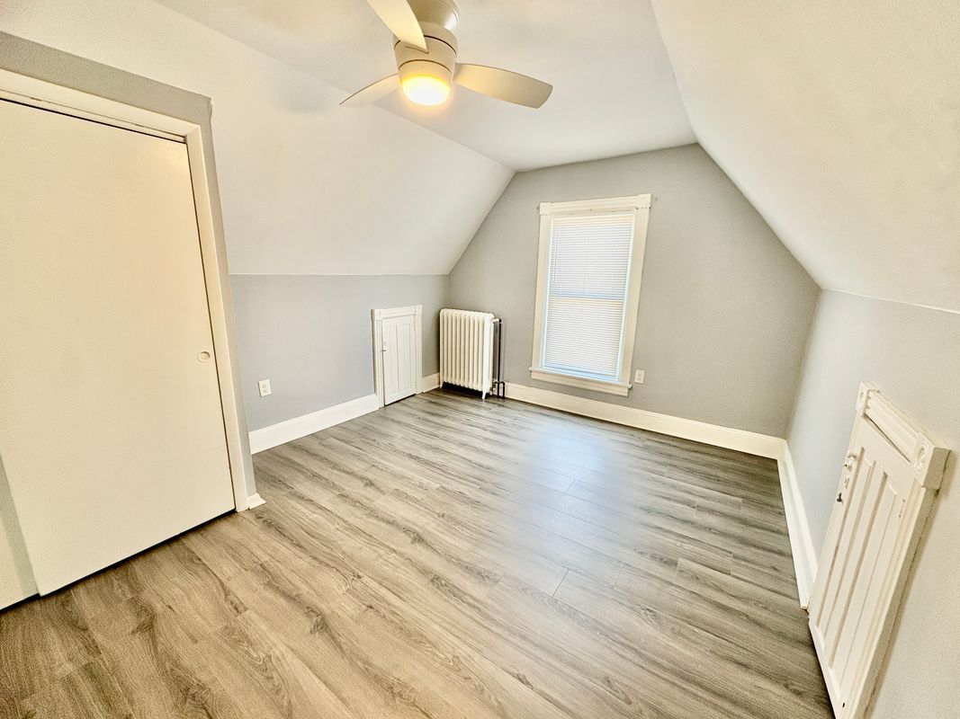 Building Photo - 735 Morgan Ave