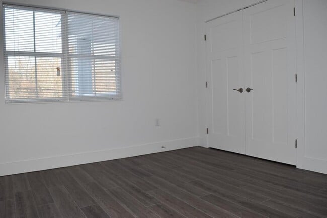 Building Photo - 1199 Colby St.