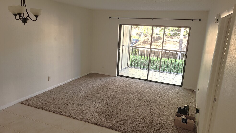 Building Photo - 3055 Casa del Sol Cir