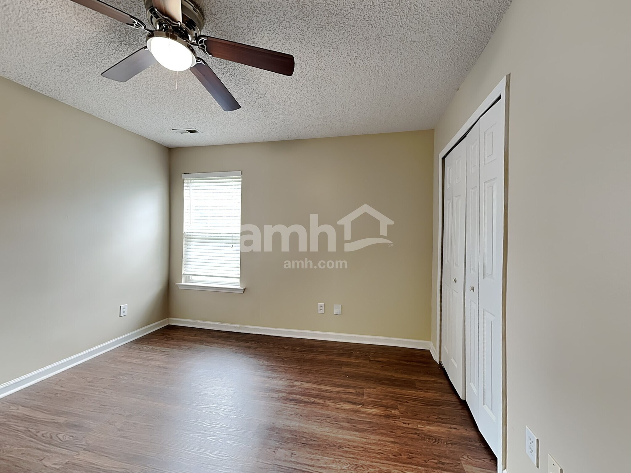 Building Photo - 213 Brenley Ln