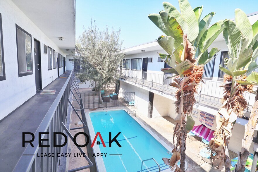 Building Photo - 5119 Fountain Ave