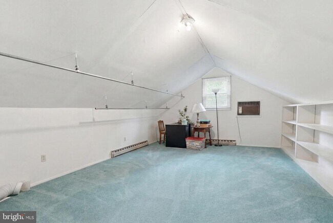 Building Photo - 1316 Heller Dr