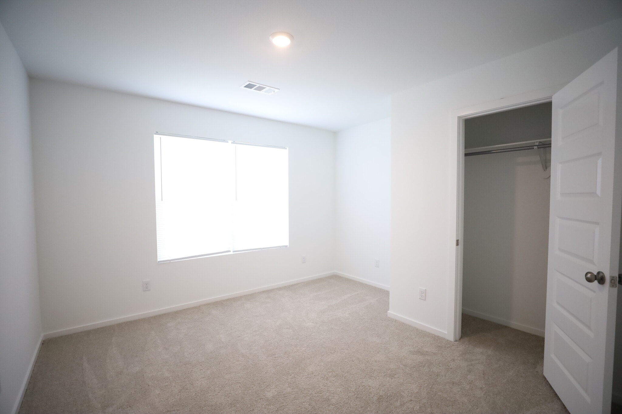 Building Photo - 5400 Orchard Pass