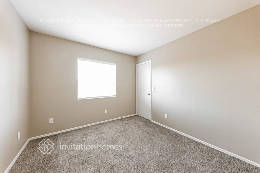 Building Photo - 12946 W Cherry Hills Dr