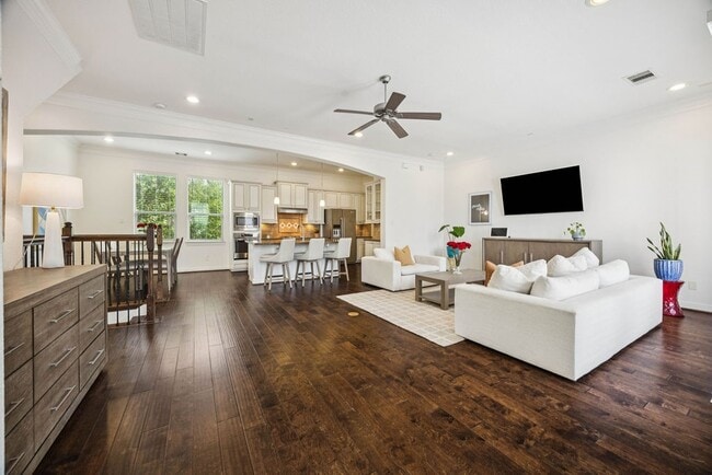 Building Photo - 12247 Oxford Cres Cir