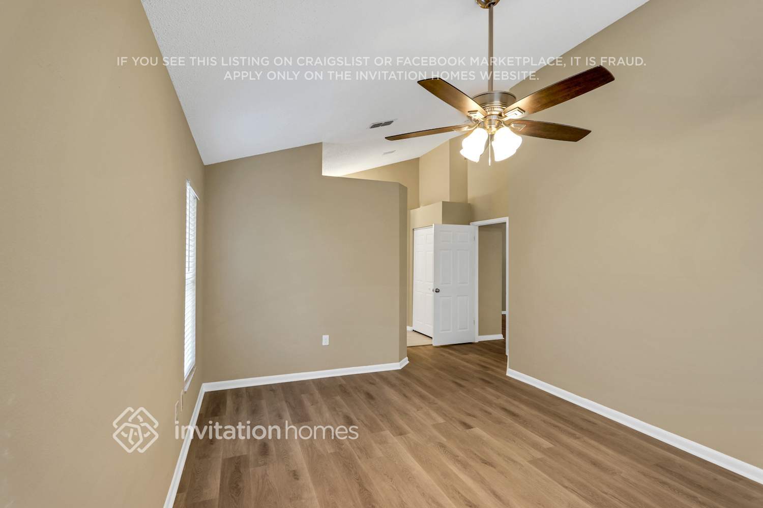 Building Photo - 8042 Lansing Dr