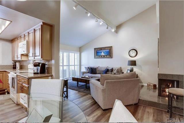 Building Photo - 7412 Caminito Carlotta