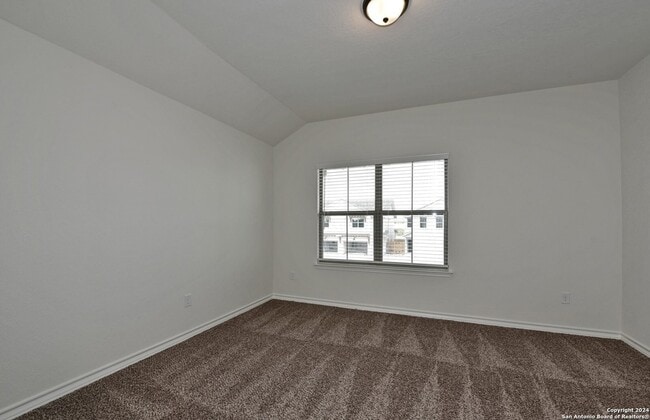 Building Photo - 7624 Magnolia Village