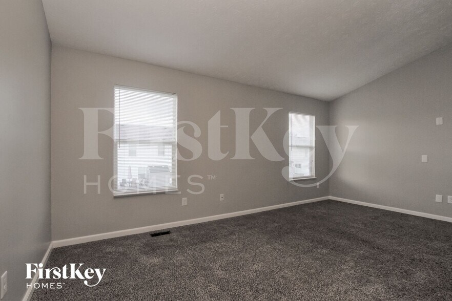 Building Photo - 5910 Prairie Creek Dr