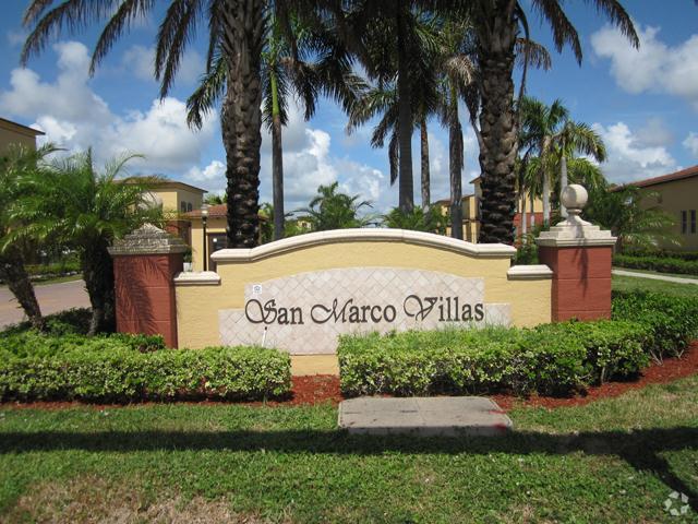 San Marcos Villas