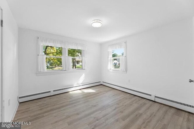 Building Photo - 245 Paxson Ave