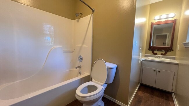 Building Photo - 110 Hill Blvd