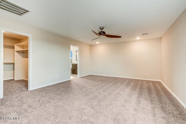 Building Photo - 123 Ruth Trl