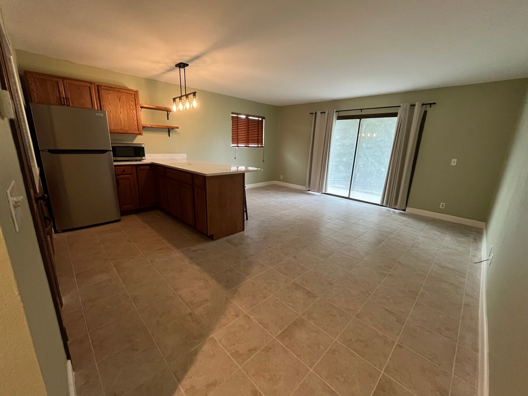 Building Photo - 1255 Ponce Island Dr