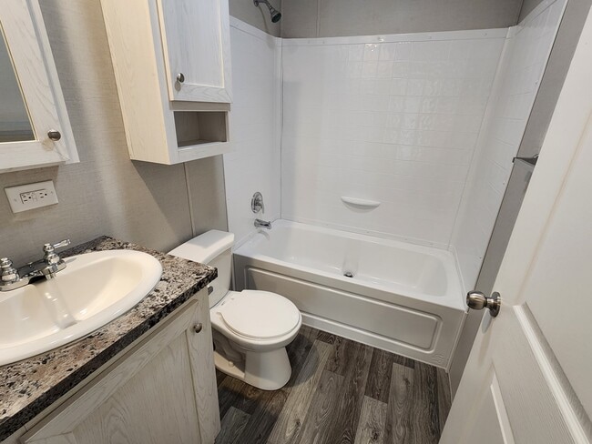 Building Photo - 571 Delaware