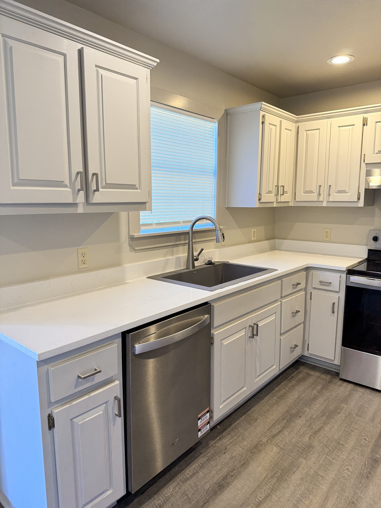 Building Photo - 507 W Briarbrook Ln