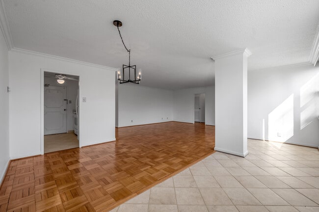 Building Photo - 101 S Hanover Ave