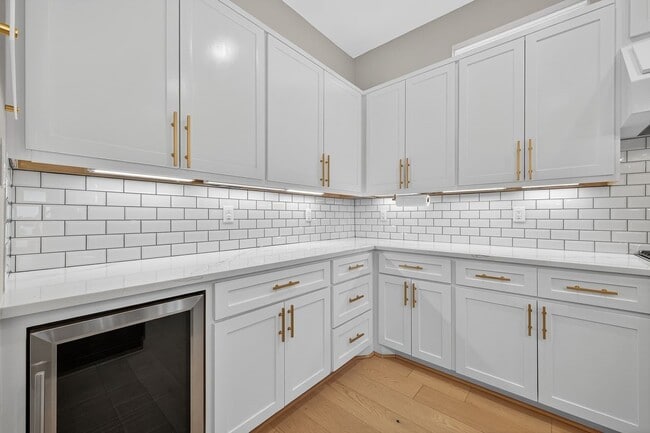 Building Photo - 4508 Hardy St