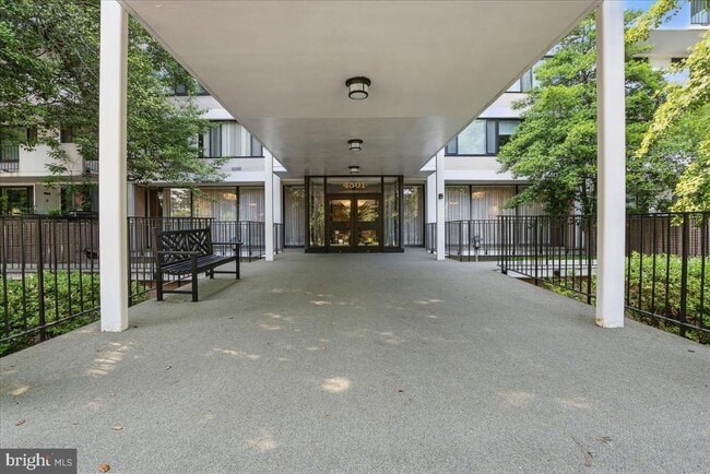 Building Photo - 4501 Arlington Blvd
