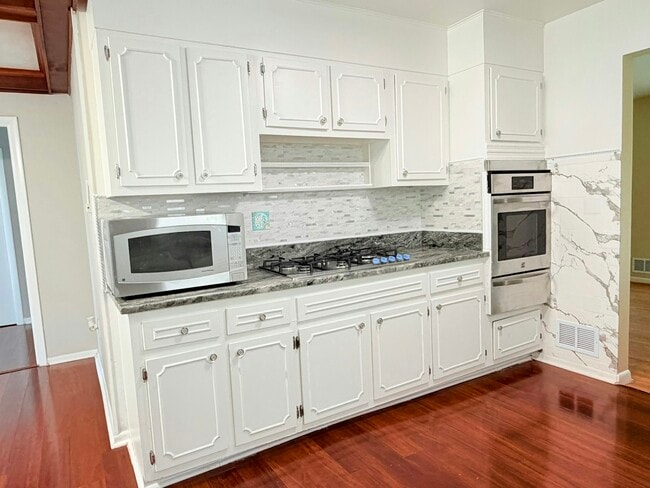 Building Photo - 4709 Tamworth Ct