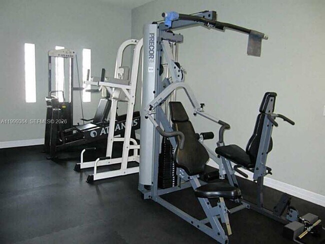 Building Photo - 816 NW 11th St