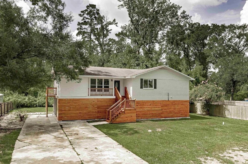 Building Photo - 736 Castlewood St