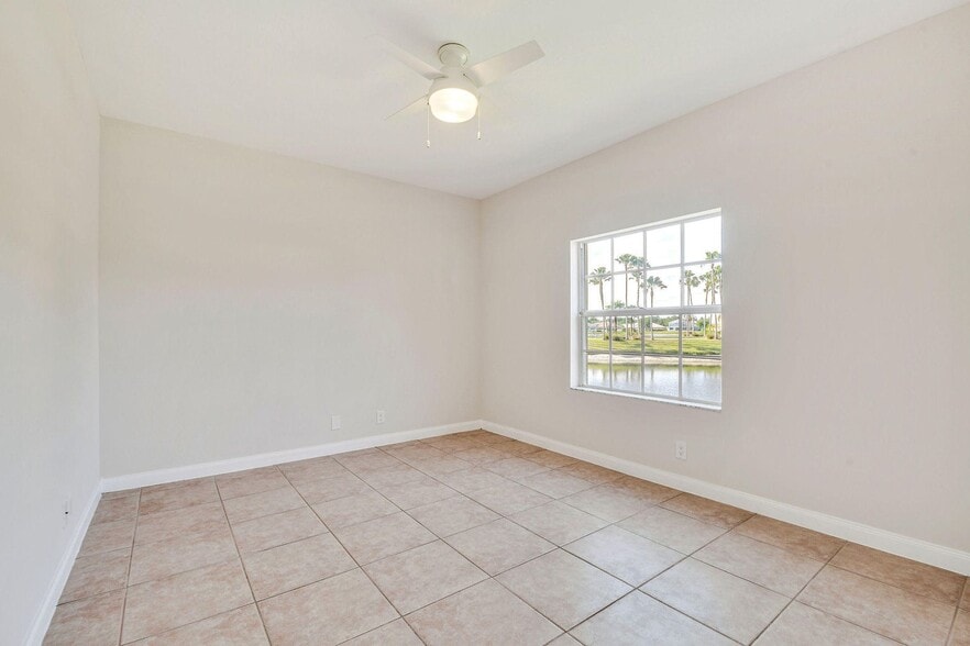 Building Photo - 207 Banyanwood Pt