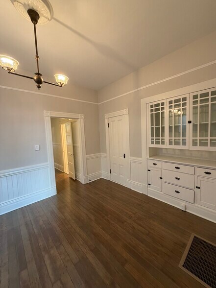 Building Photo - 3342 22nd St