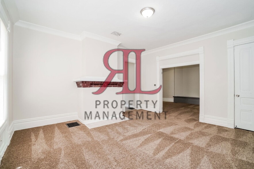 Building Photo - 235 W Church St