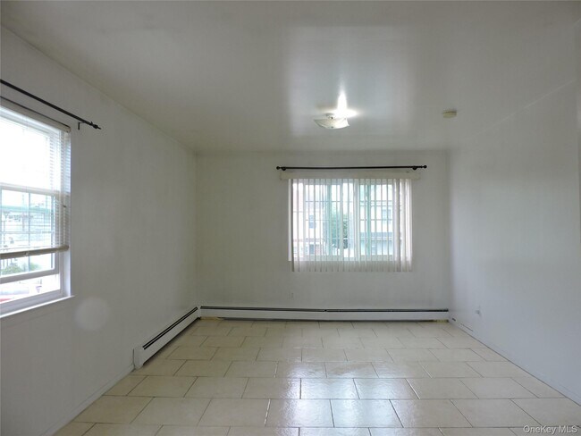 Building Photo - 235 Fieldmere St