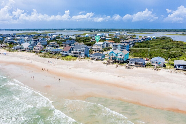 Building Photo - 1401 S Shore Dr
