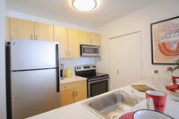 Building Photo - 803 N Dearborn St