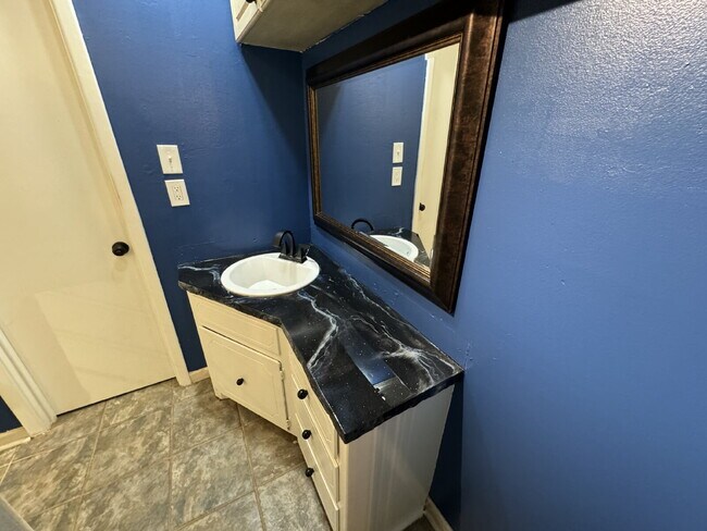 Building Photo - Beautiful 2 Bedroom 1 Bath House in Idalou